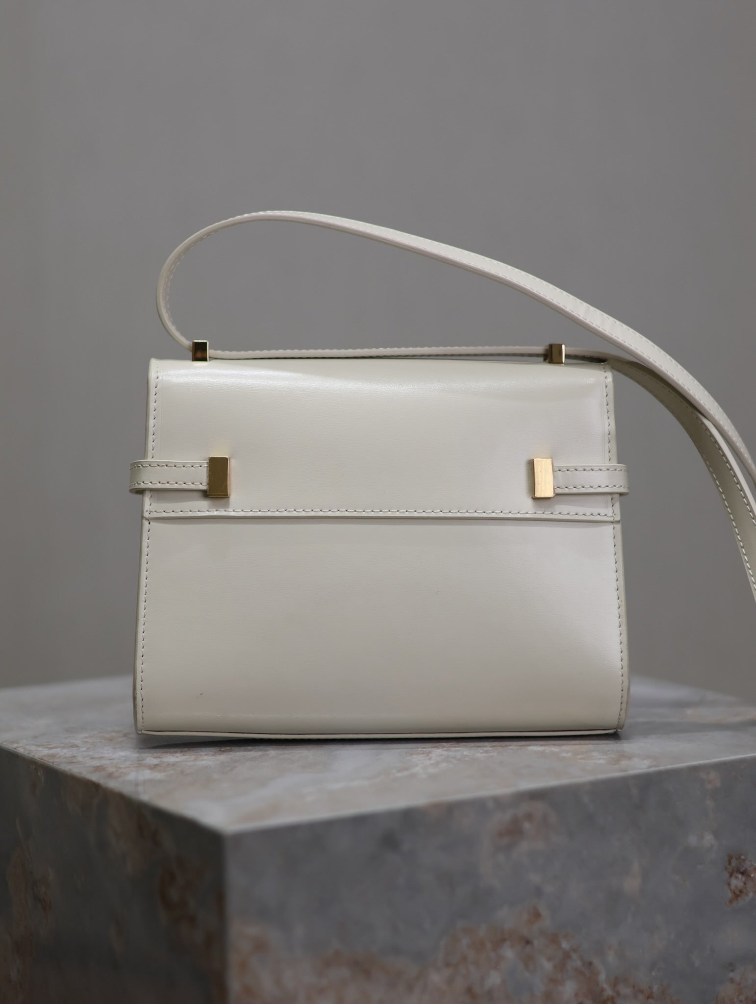 YSL 25S MINI MANHATTAN 19 IN BLANC VINTAGE CALFSKIN GOLD HARDWRE