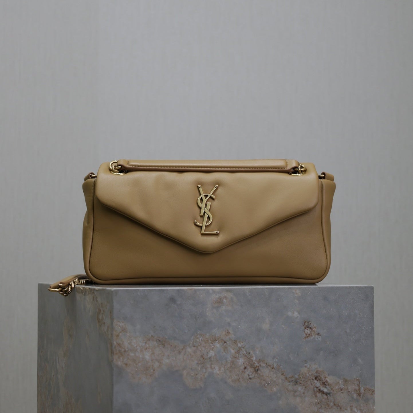 YSL 25S CALYPSO HANDBAG 26 IN LIGHT BROWN LAMBSKIN GOLD HARDWARE