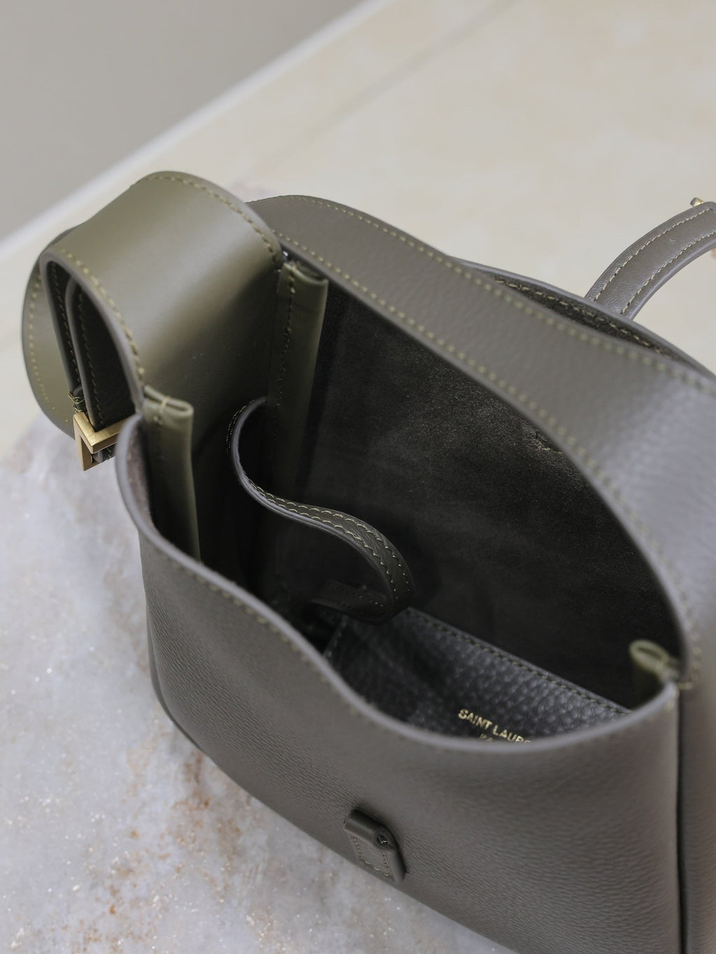 YSL 25S LE 5 À 7 BAG 16 IN LIGHT MUSK GRAINED CALFSKIN GOLD HARDWARE