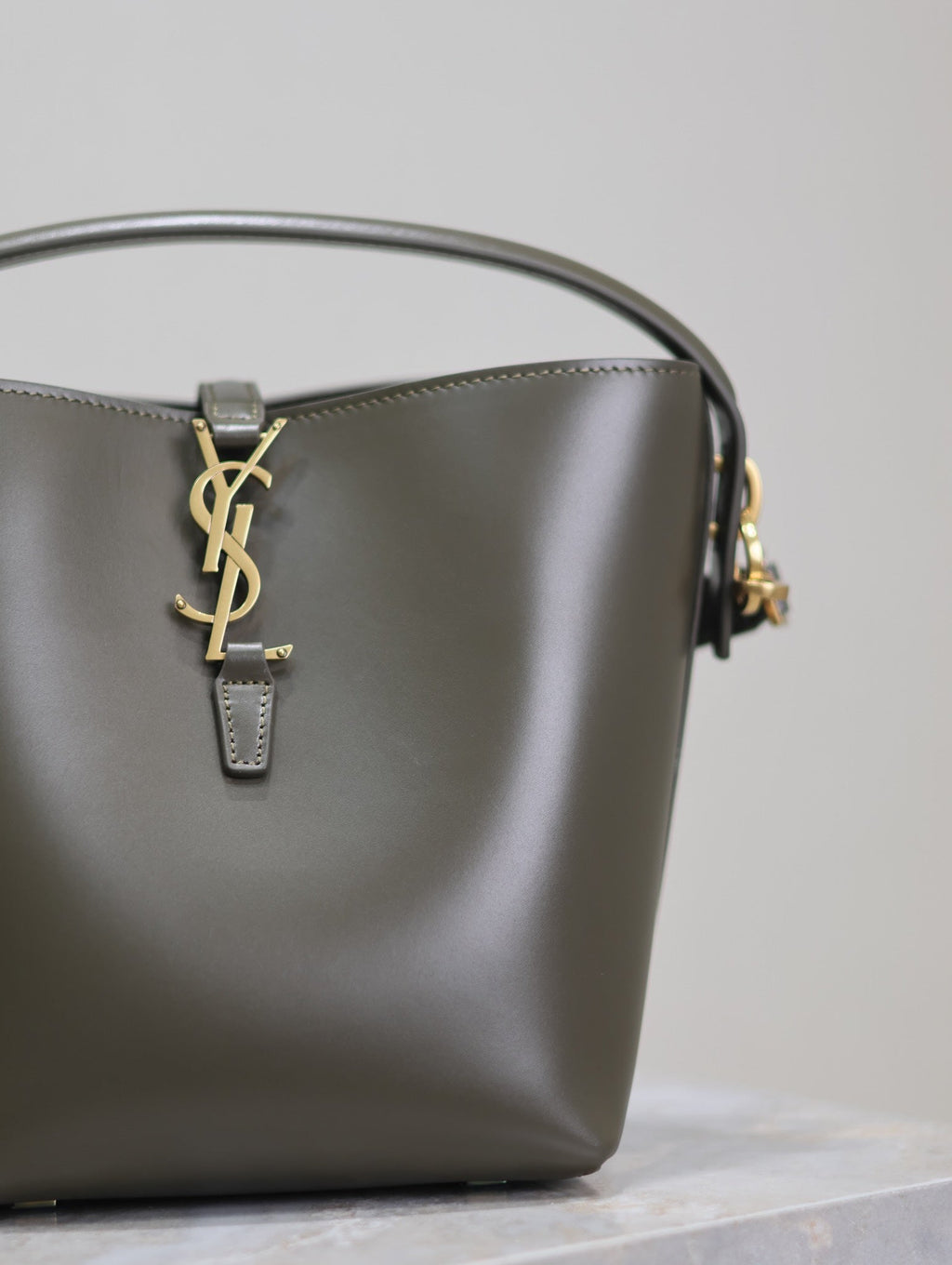 YSL 25S LE 37 MINI 20 IN DARK OLIVE CALFSKIN GOLD HARDWRE