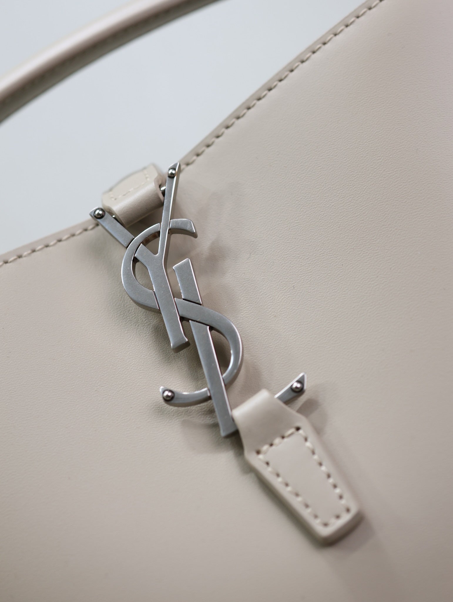 YSL 25S LE 37 BAG 20 IN DUSTY GRAY CALFSKIN SILVER HARDWRE