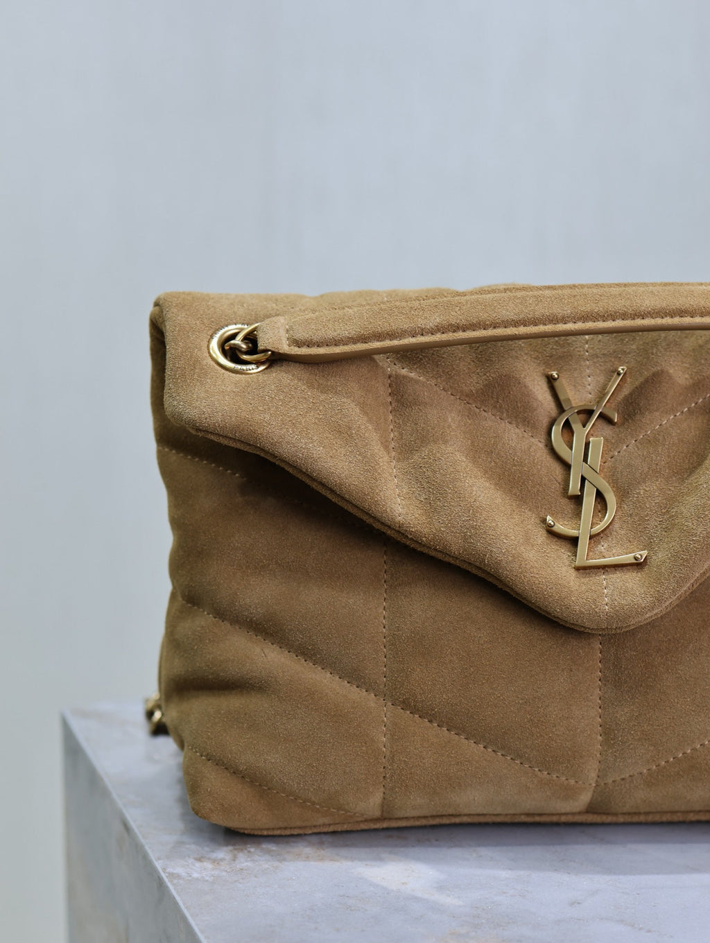 YSL 25S LOULOU PUFFER MM 29 IN TAN BROWN SUEDE GOLD HARDWRE