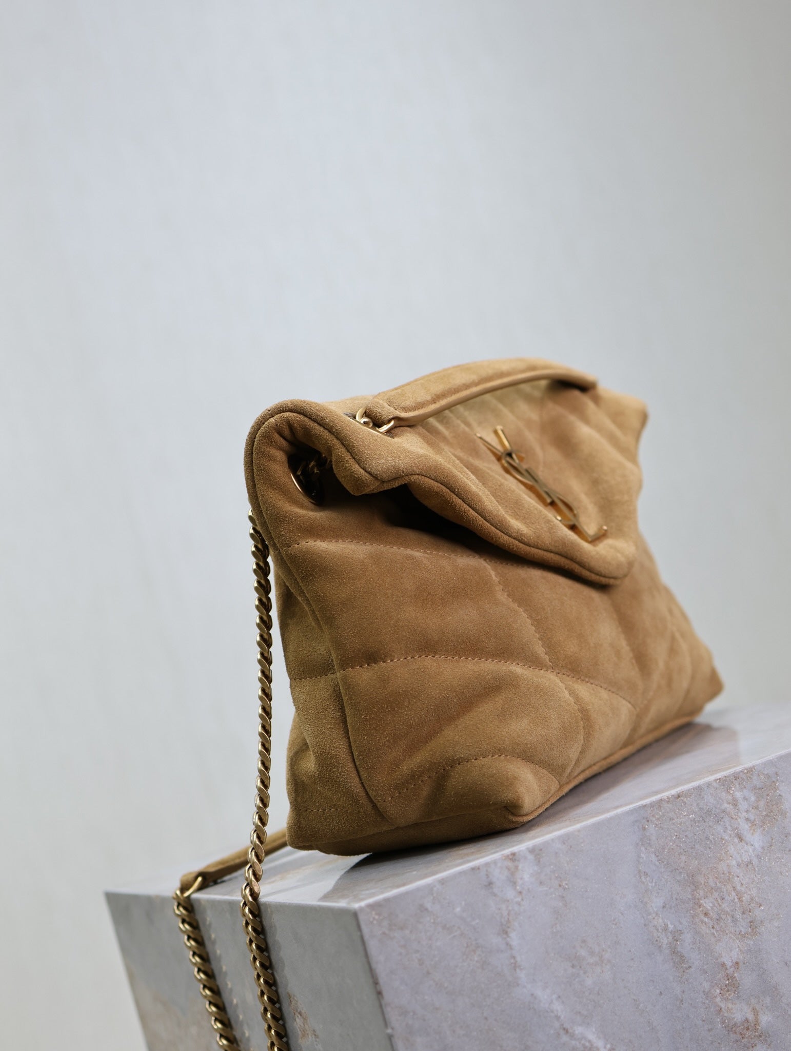 YSL 25S LOULOU PUFFER MM 29 IN TAN BROWN SUEDE GOLD HARDWRE