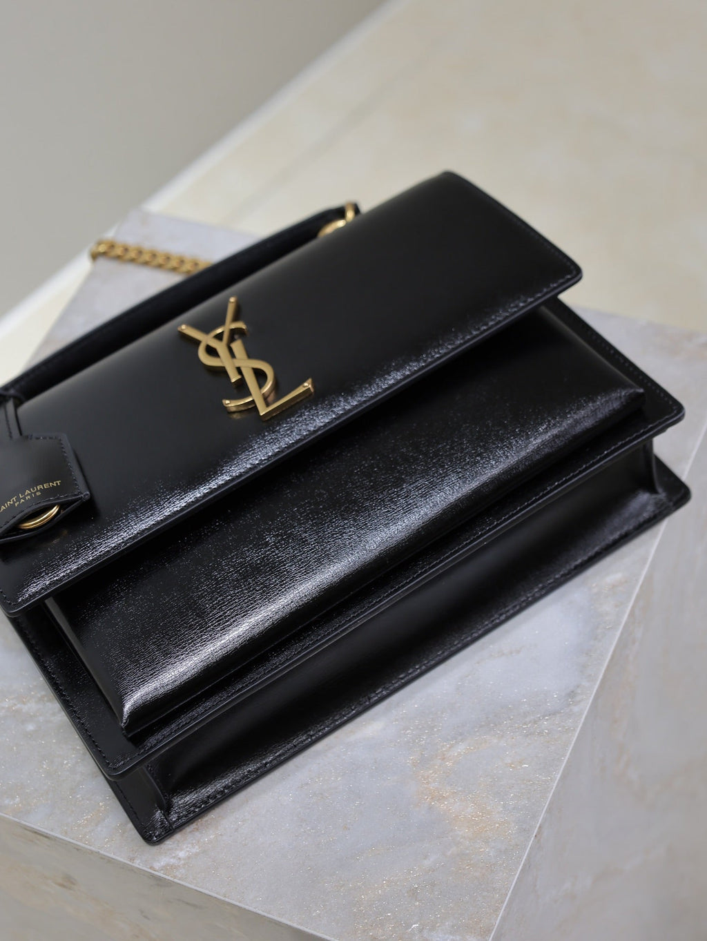 YSL 25S SUNSET MM 25 IN BLACK CALFSKIN GOLD HARDWARE