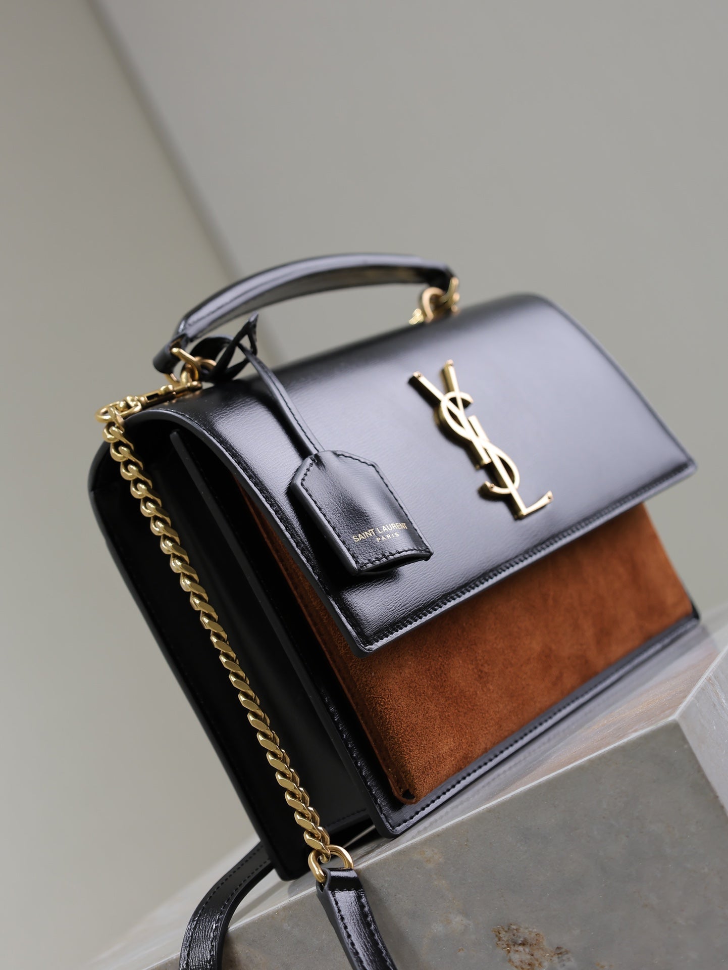 YSL 25S SUNSET MM 25 IN BLACK CALFSKIN AND CARAMEL SUEDE GOLD HARDWARE