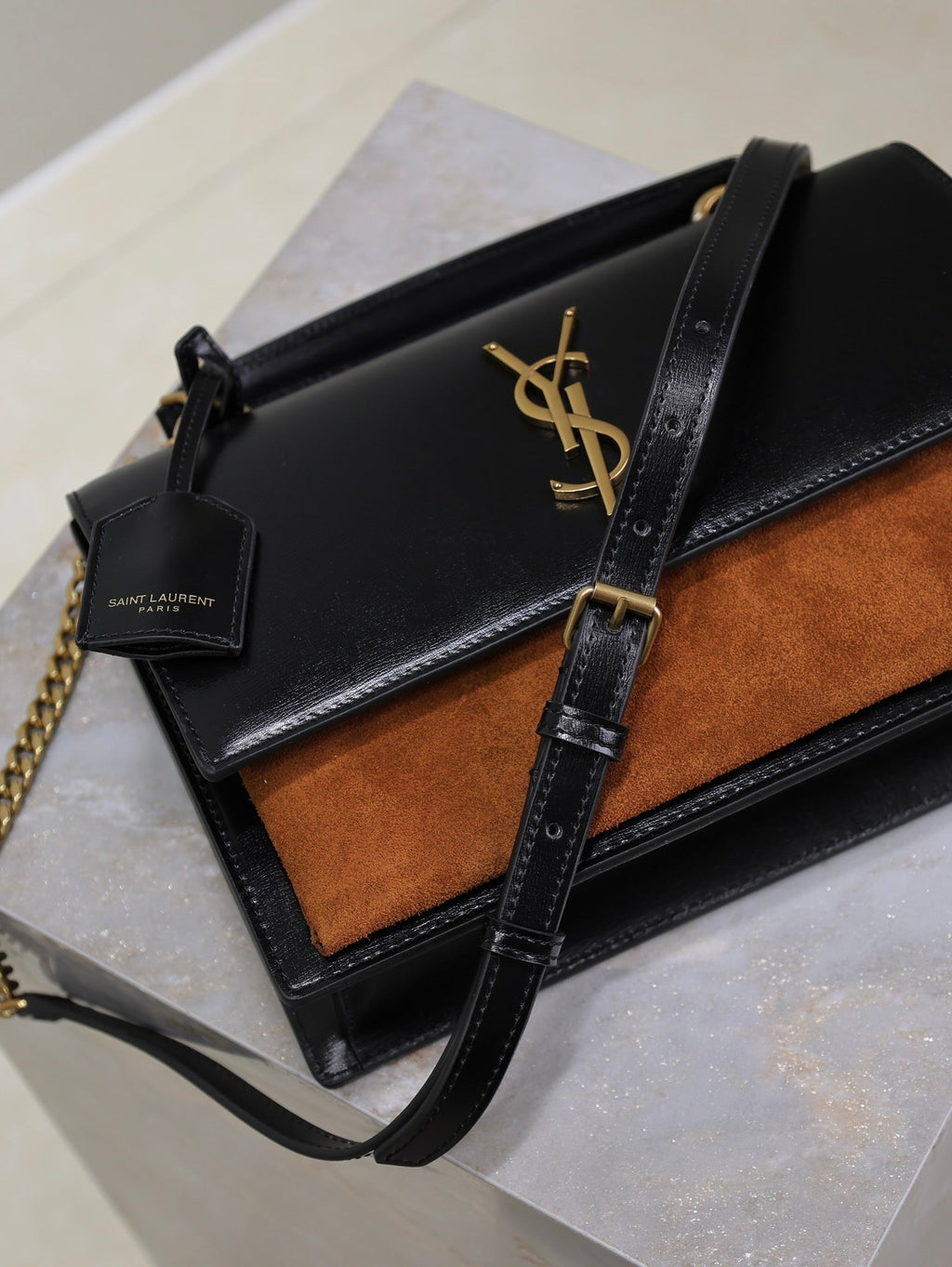 YSL 25S SUNSET MM 25 IN BLACK CALFSKIN AND CARAMEL SUEDE GOLD HARDWRE