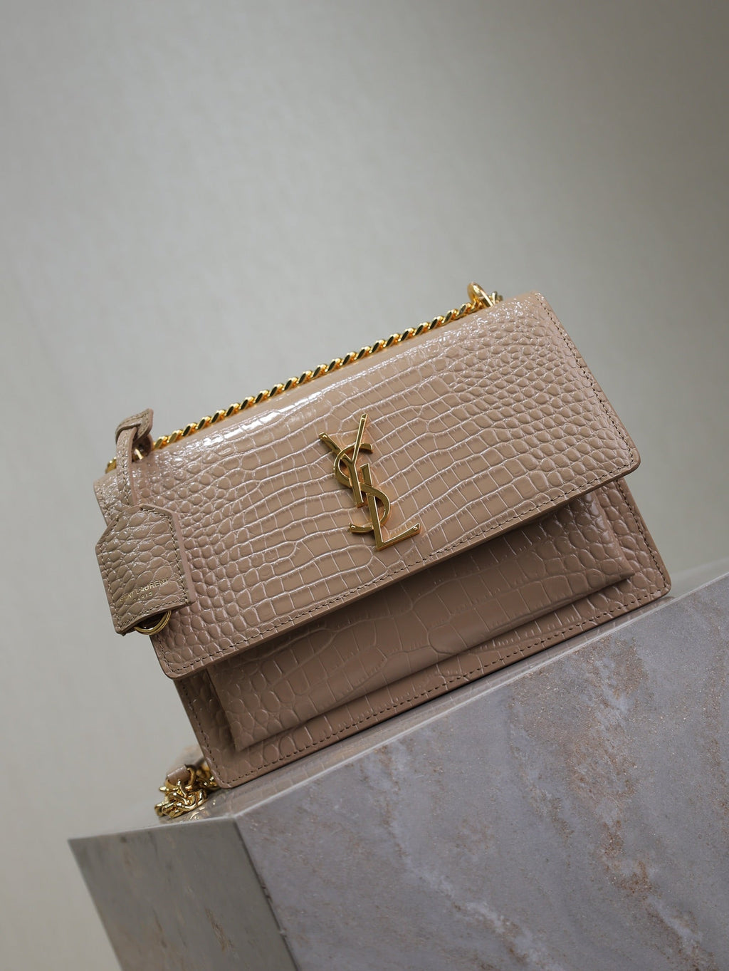 YSL 25S SUNSET MEDIUM 22 IN NUDE CROCODILE-EMBOSSED SHINY CALFSKIN GOLD HARDWRE