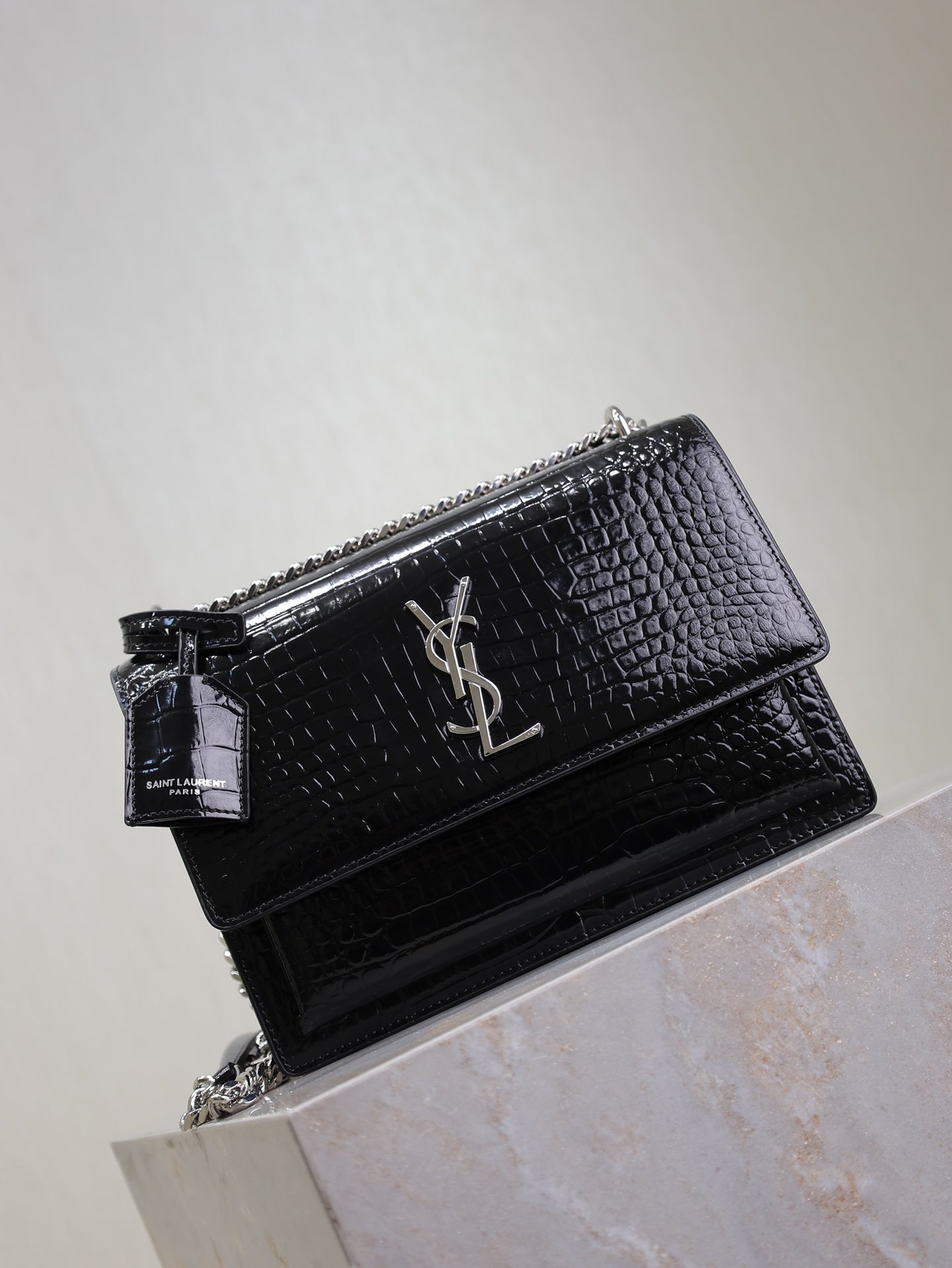 YSL 25S SUNSET MEDIUM 22 IN BLACK CROCODILE-EMBOSSED SHINY CALFSKIN SILVER HARDWARE
