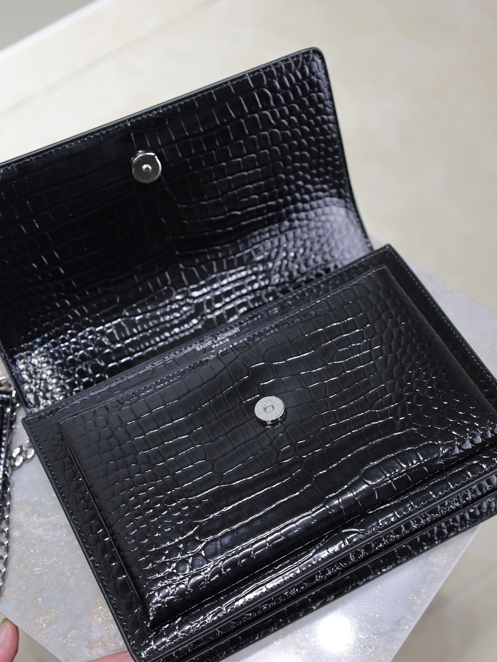 YSL 25S SUNSET MEDIUM 22 IN BLACK CROCODILE-EMBOSSED SHINY CALFSKIN SILVER HARDWRE