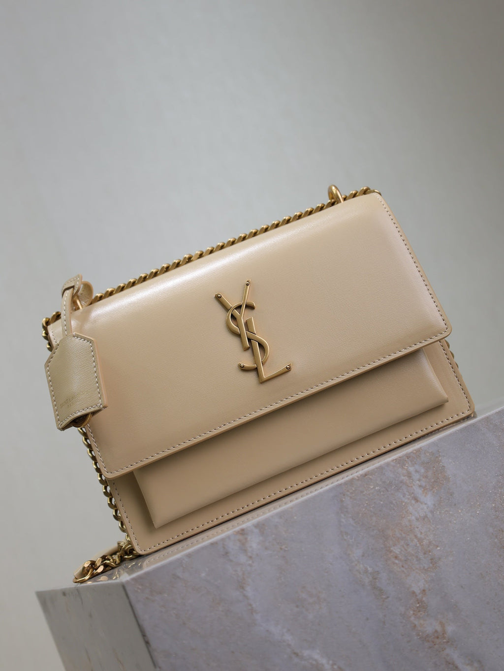 YSL 25S SUNSET BAG 22 IN NUDE CALFSKIN GOLD HARDWARE