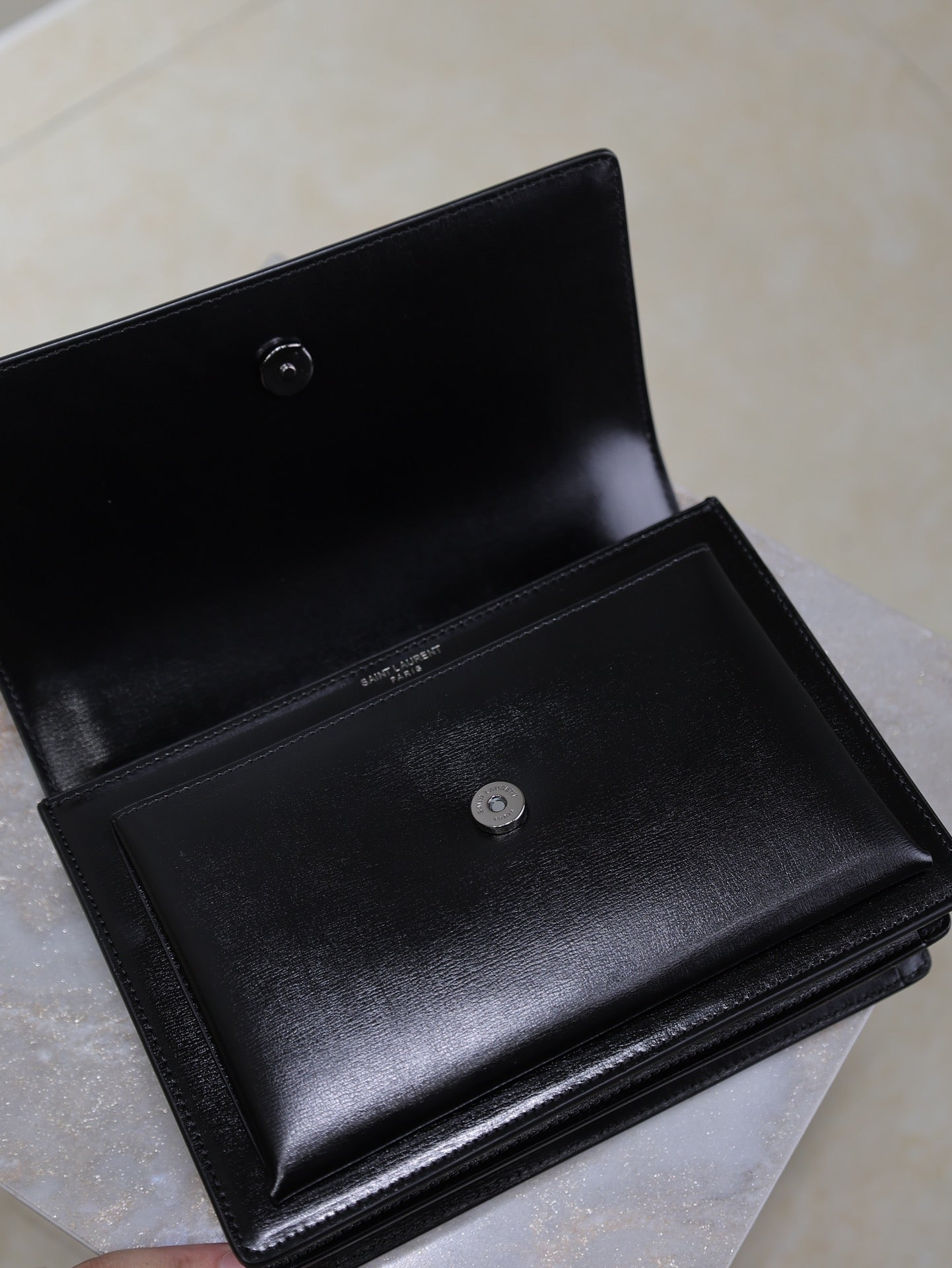 YSL 25S SUNSET BAG 22 IN BLACK CALFSKIN BLACK HARDWRE