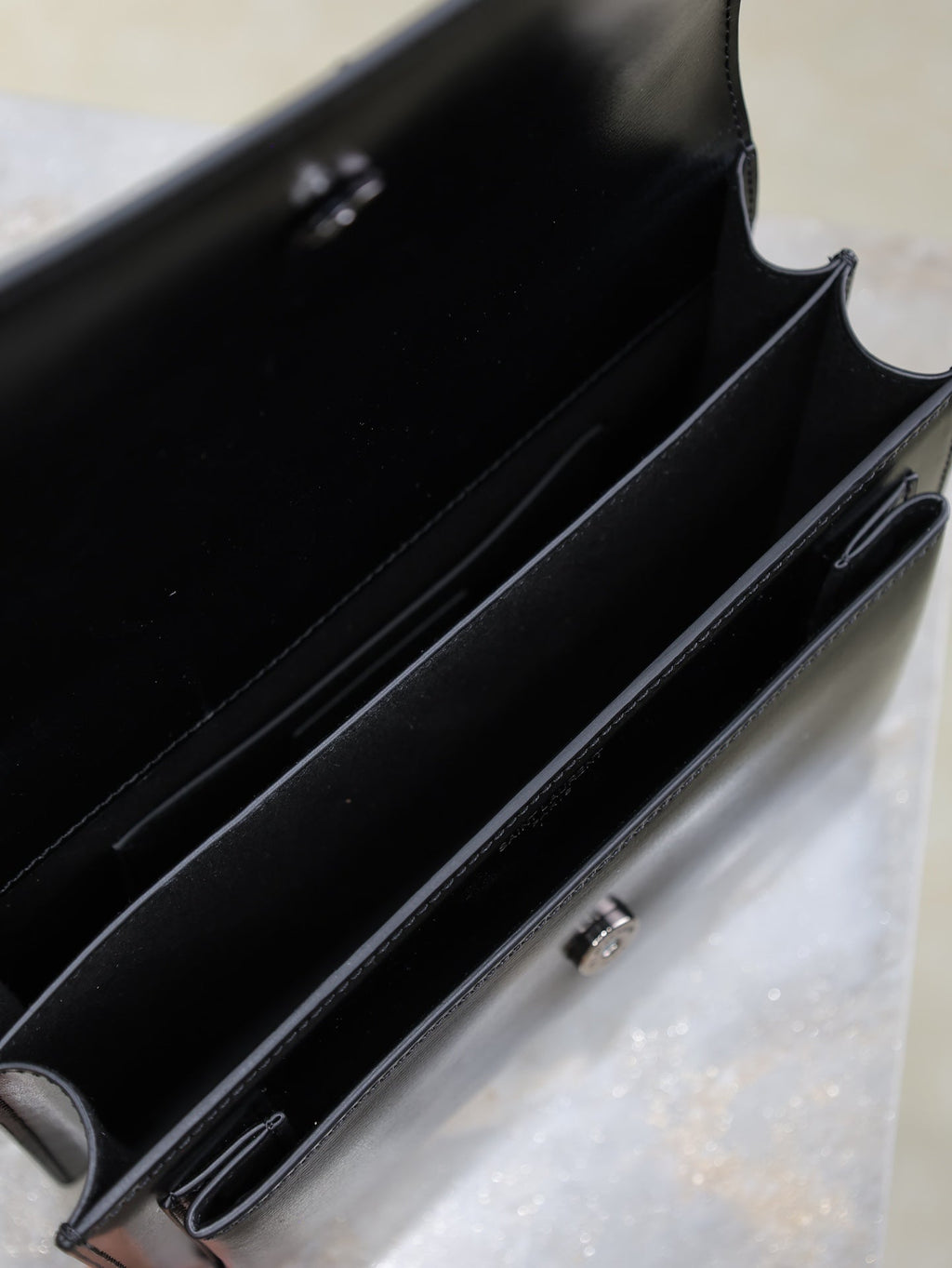 YSL 25S SUNSET BAG 22 IN BLACK CALFSKIN BLACK HARDWRE