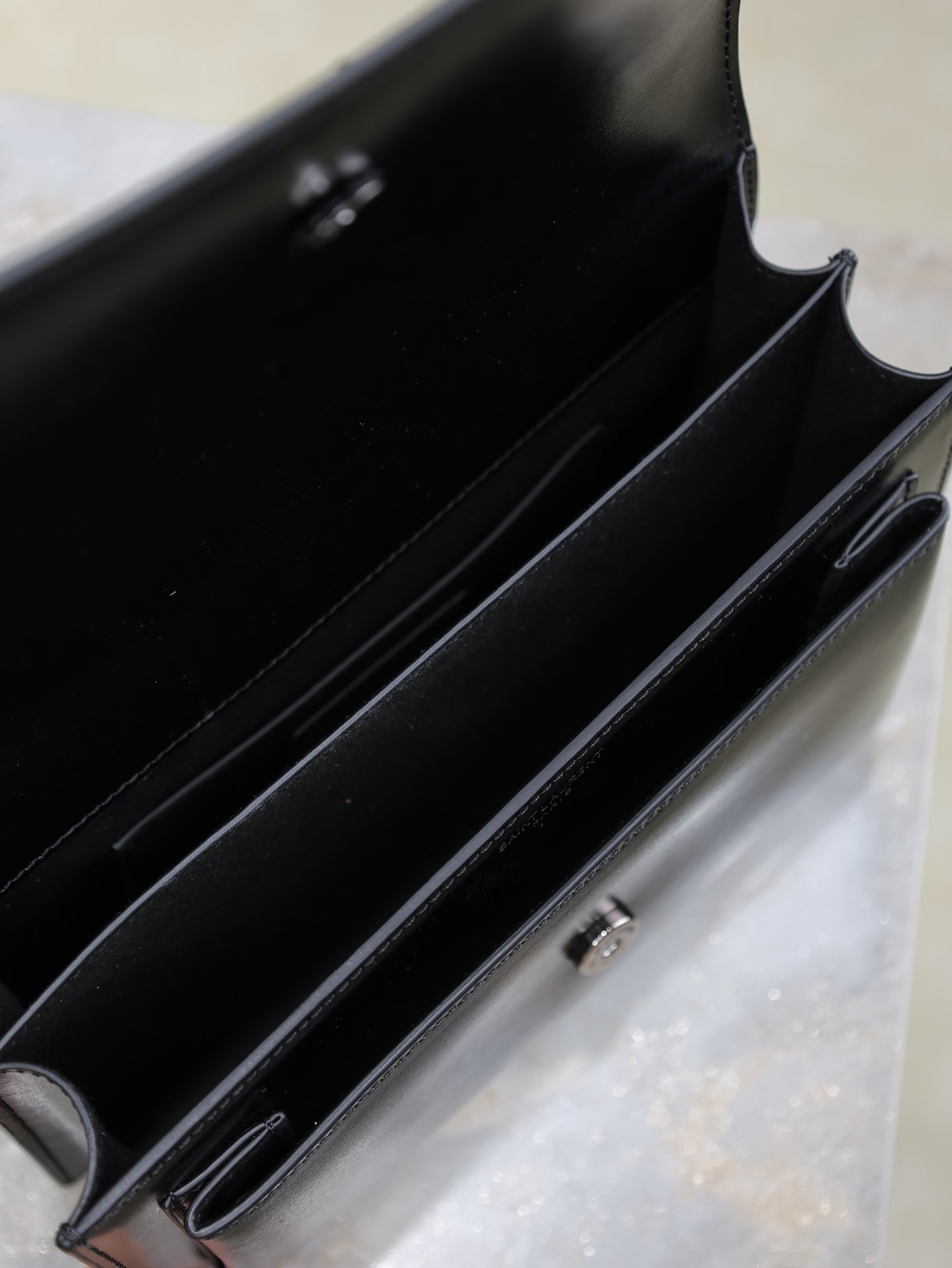 YSL 25S SUNSET BAG 22 IN BLACK CALFSKIN BLACK HARDWRE