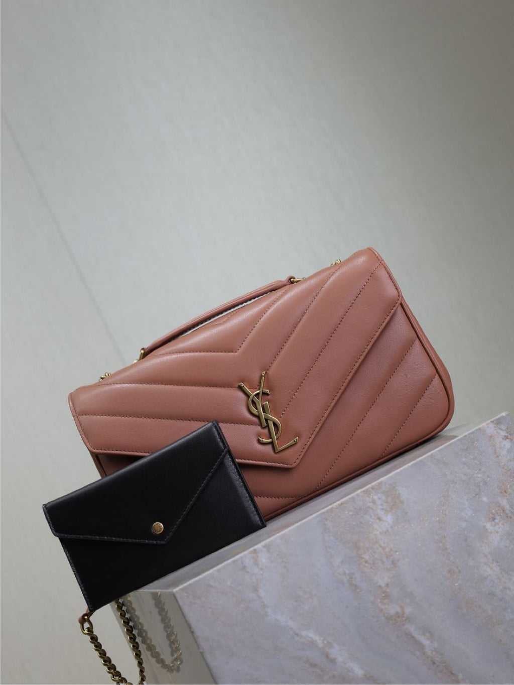 LOULOU MEDIUM 29 IN SALMON PINK SHEEPSKIN GOLD HARDWARE