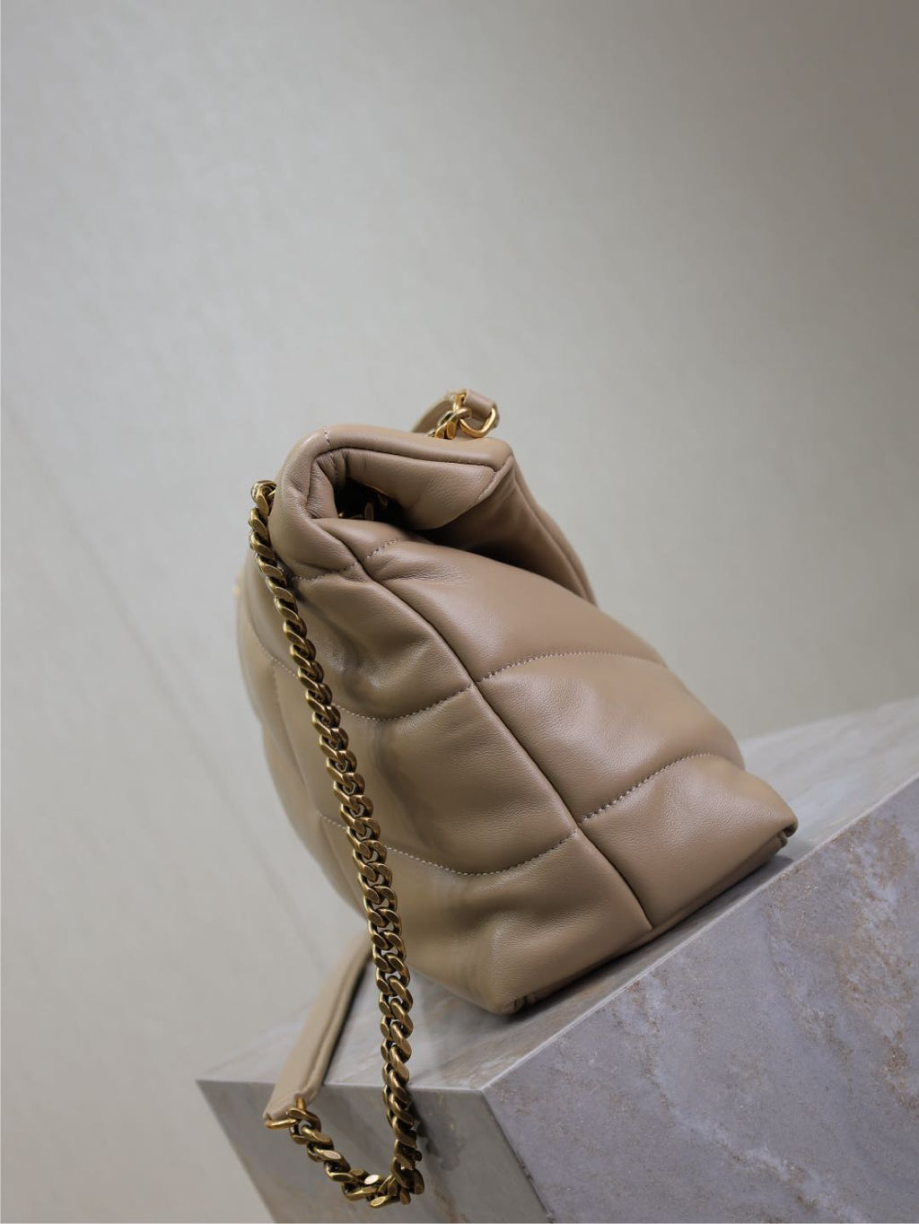 YSL 25S LOULOU PUFFER GM 35 IN BROWN CALFSKIN GOLD HARDWRE