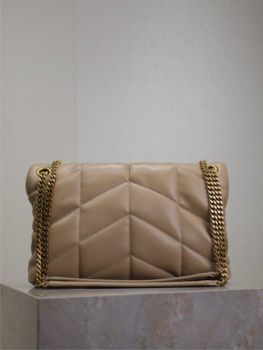 YSL 25S LOULOU PUFFER MM 29 IN BROWN CALFSKIN GOLD HARDWRE