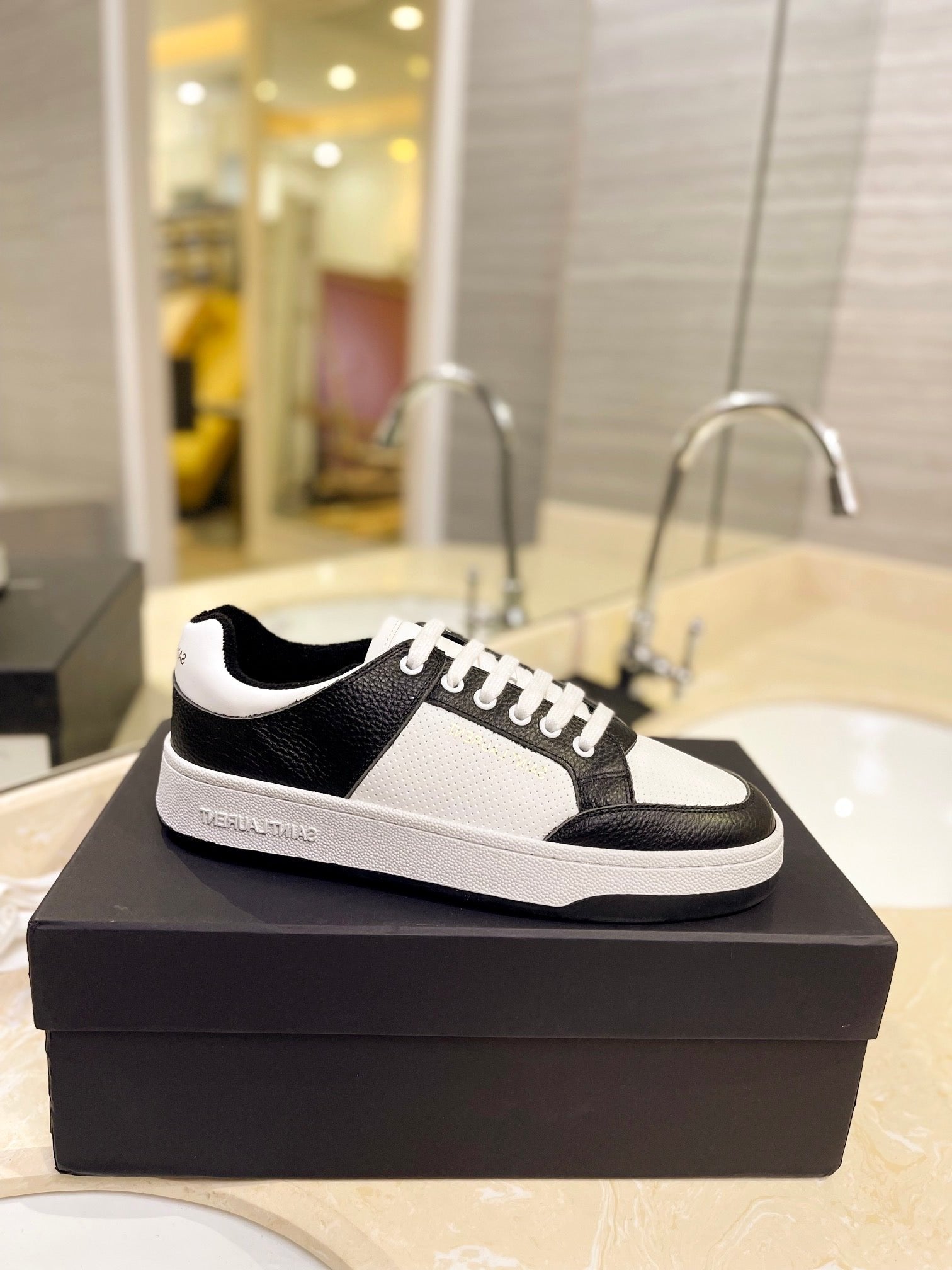 SL SL/61 SNEAKERS WHITE-BLACK CALFSKIN