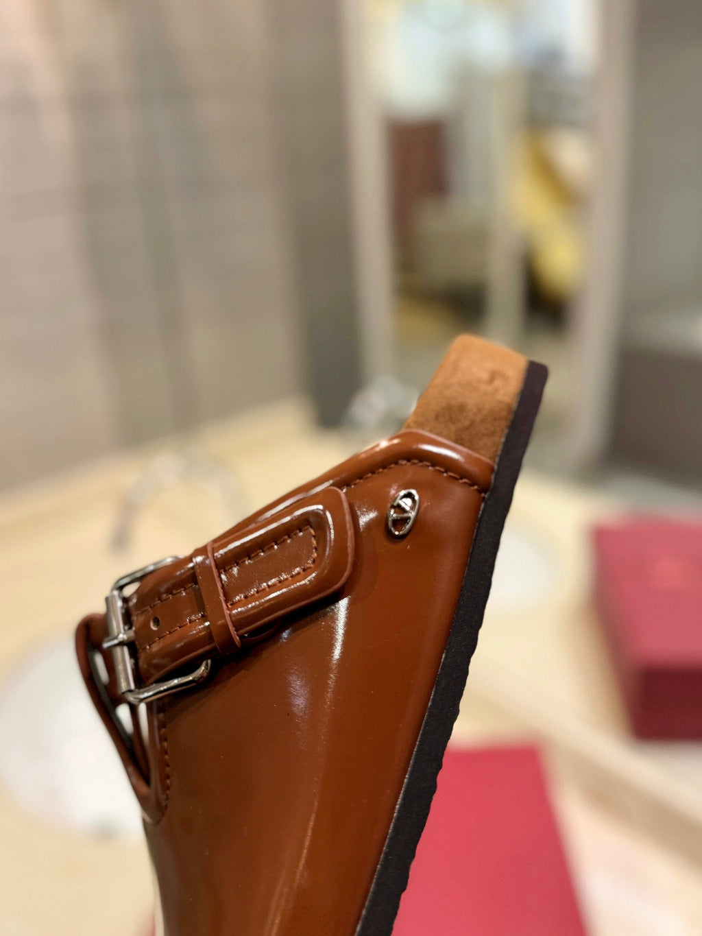 FUSSFRIEND BRONZE BROWN PATENT CALFSKIN LEATHER SABOT