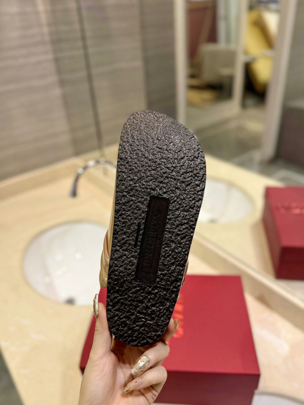 FUSSFRIEND CAMEL BROWN PATENT CALFSKIN LEATHER SABOT