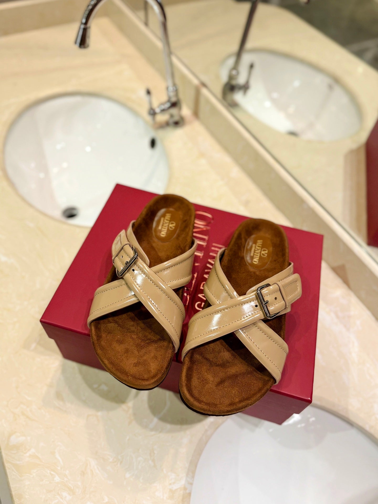 CROSSOVER - STRAP CAMEL BROWN CALFSKIN SLIDE