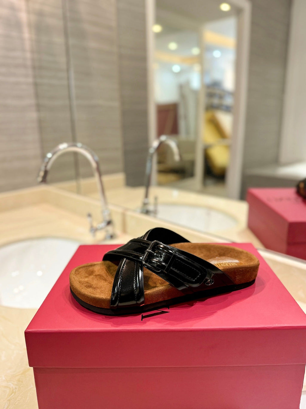 CROSSOVER - STRAP BLACK CALFSKIN SLIDE