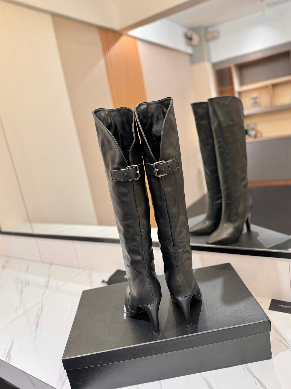 CLASSIC HIGH KNEE BOOTS IN BLACK CALFSKIN