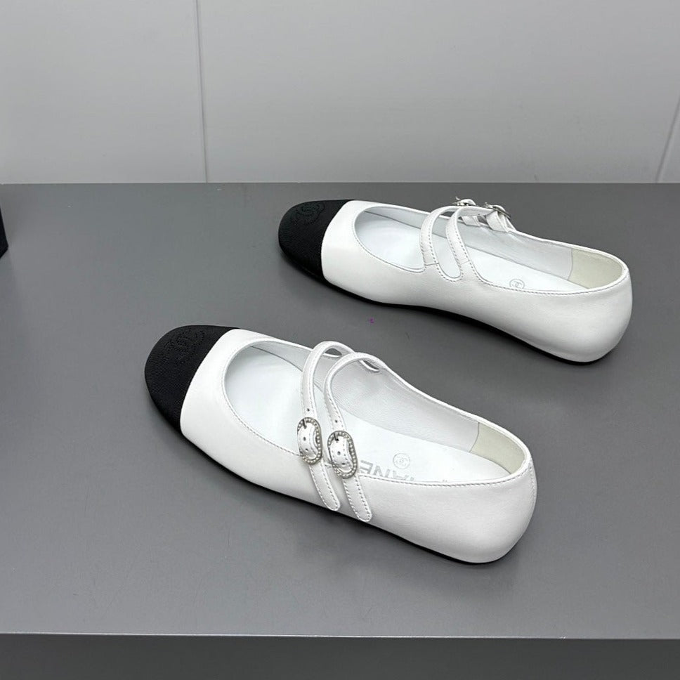 CC pearl Mary Jane flat shoes white