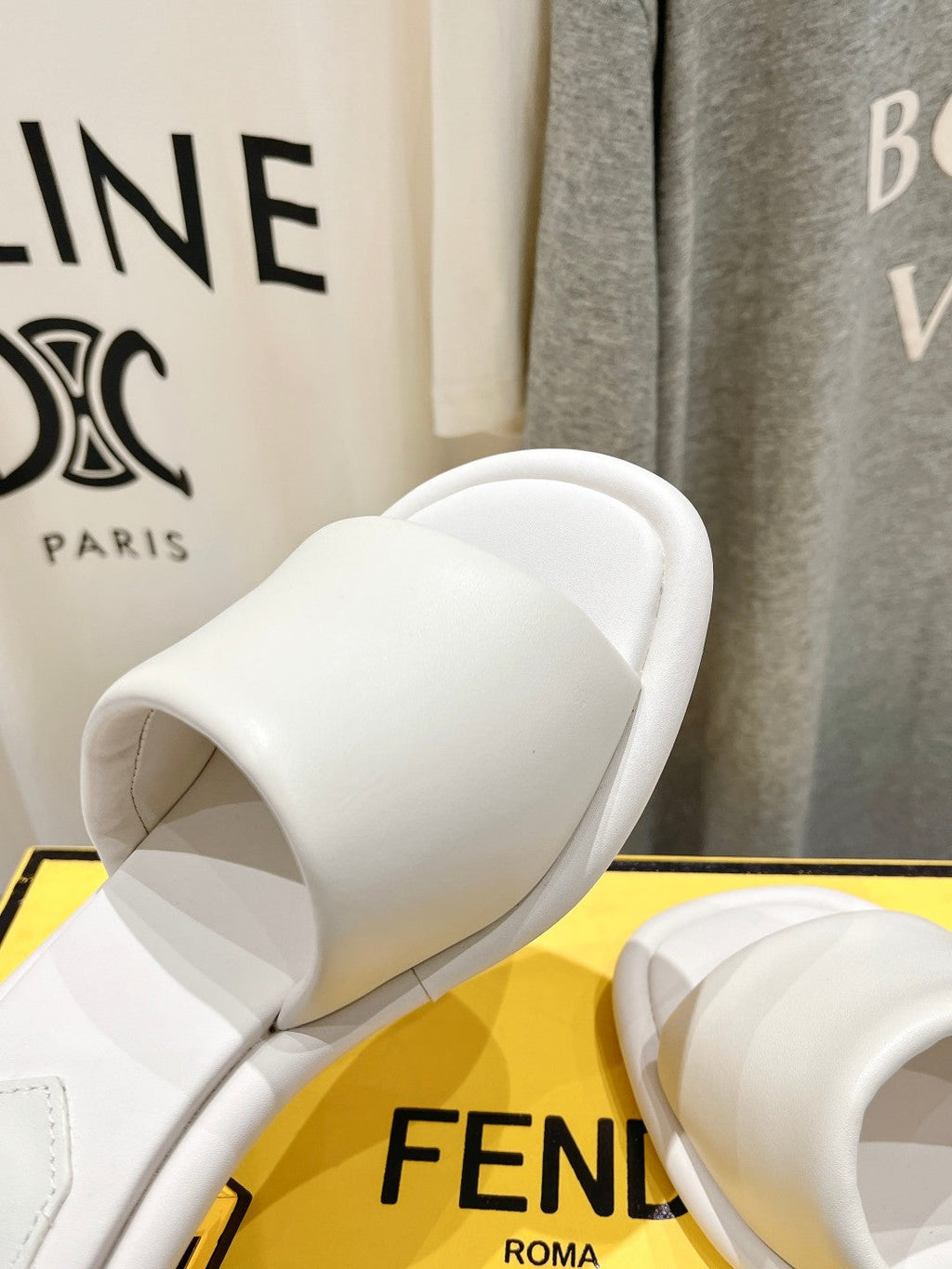 FENDI BAGUETTE MEDIUM-HEEL SANDALS 45 MM IN WHITE CALFSKIN