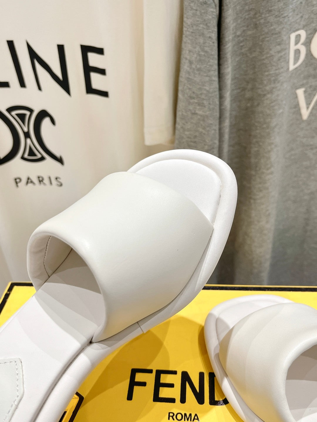 FENDI BAGUETTE MEDIUM-HEEL SANDALS 45 MM IN WHITE CALFSKIN