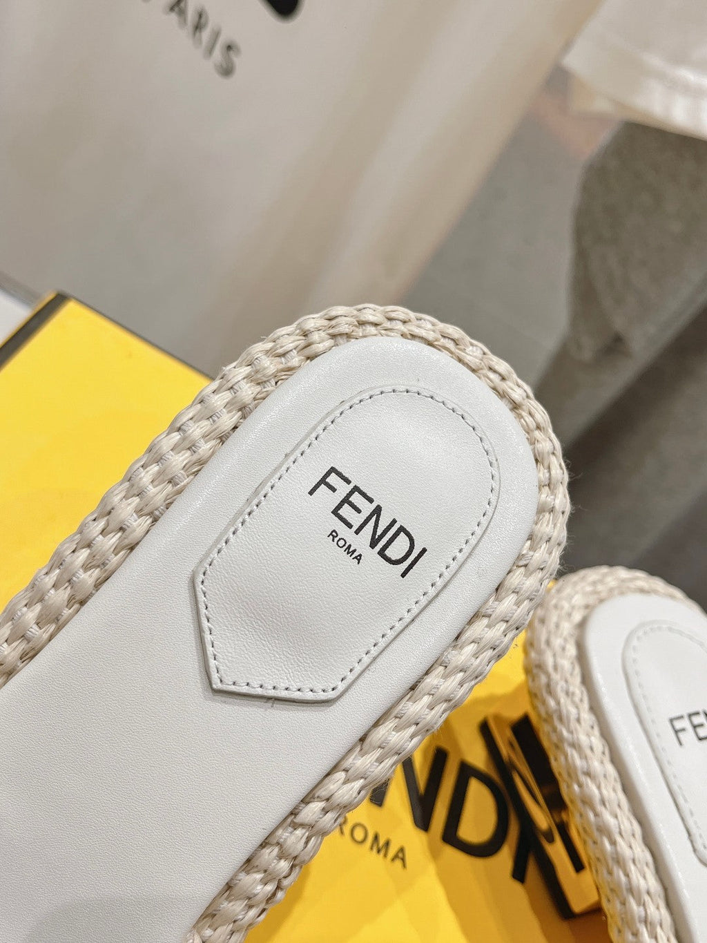 FENDI FFOLD MEDIUM-HEEL SANDALS 45 MM IN BEIGE COTTON FIBRE