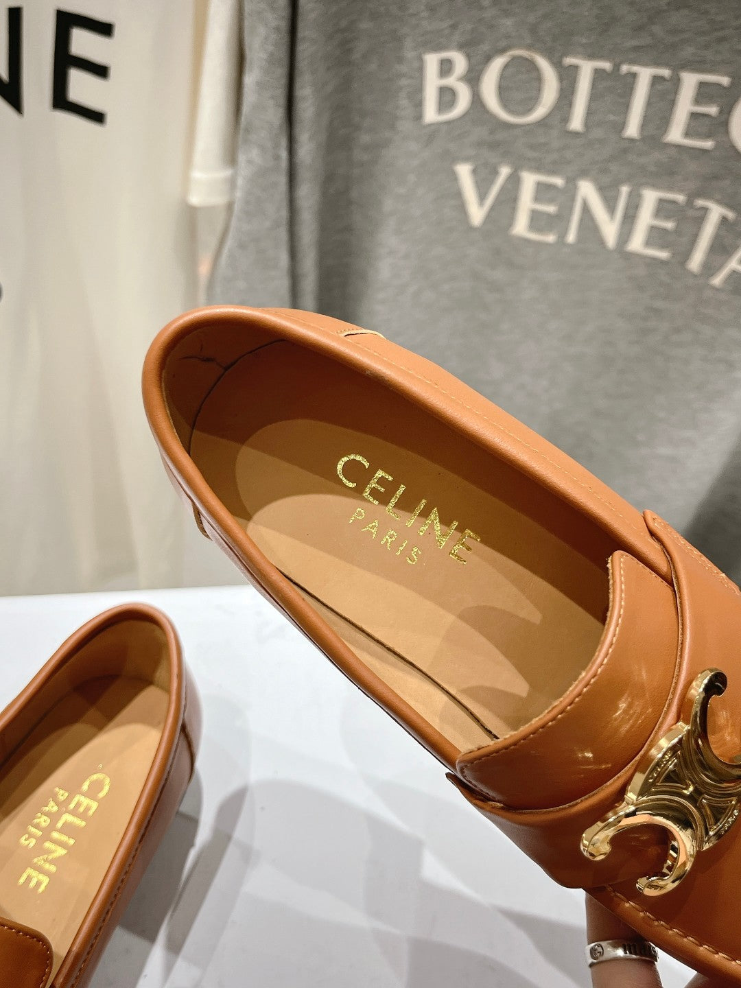 TRIOMPHE LOAFER IN BRONZE BROWN SMOOTH CALFSKIN GOLD HARDWARE