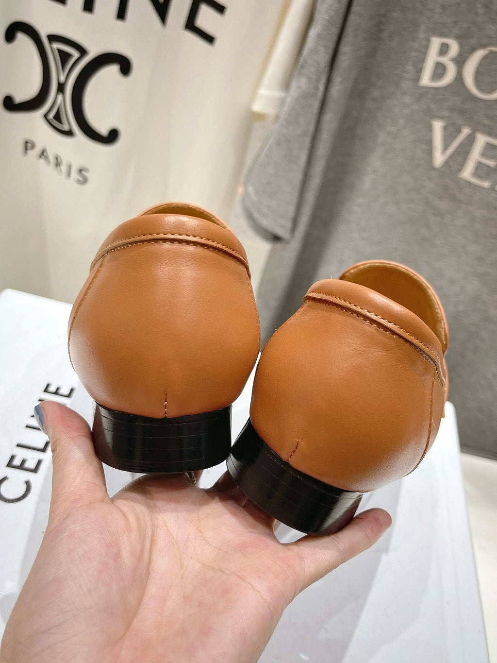 TRIOMPHE LOAFER IN BRONZE BROWN SMOOTH CALFSKIN GOLD HARDWARE