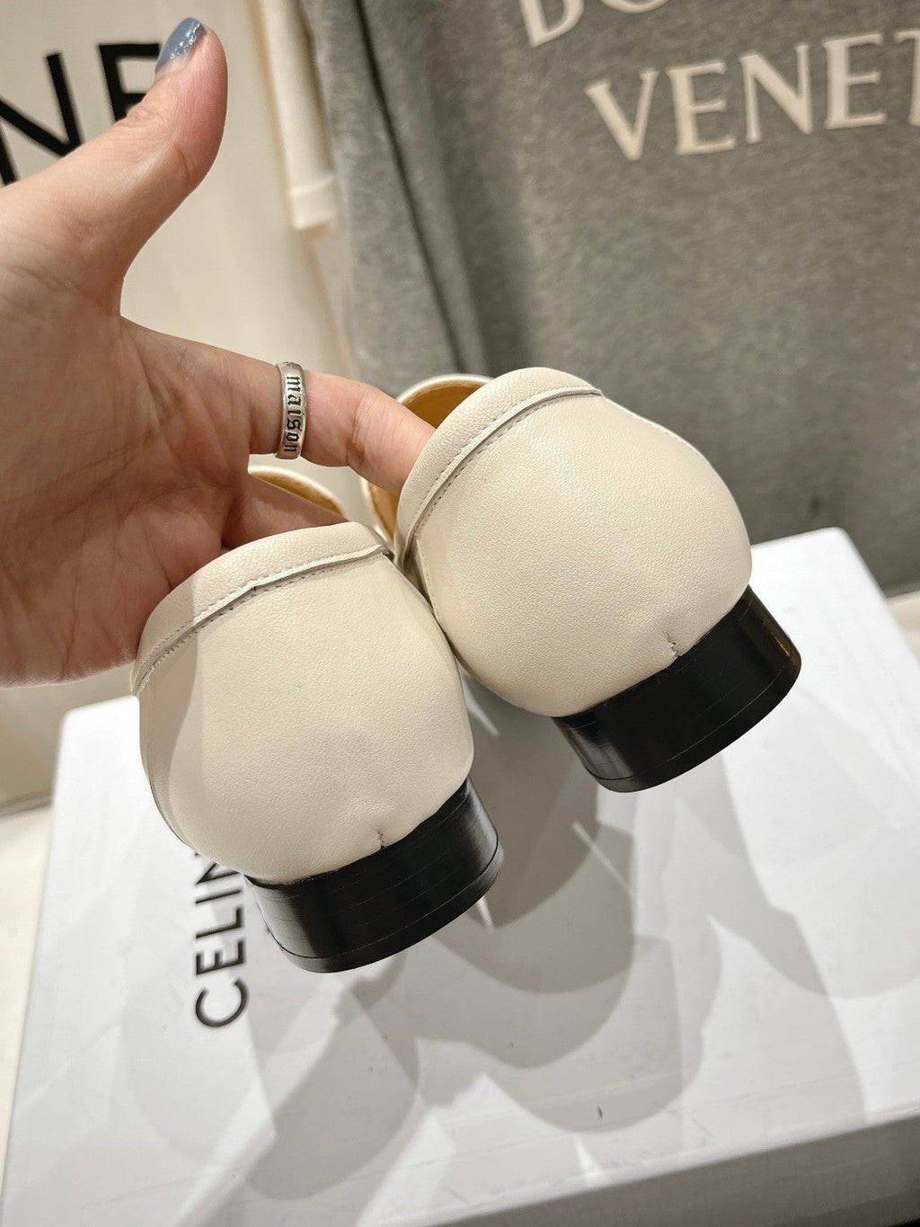 TRIOMPHE LOAFER IN WHITE SMOOTH CALFSKIN GOLD HARDWARE