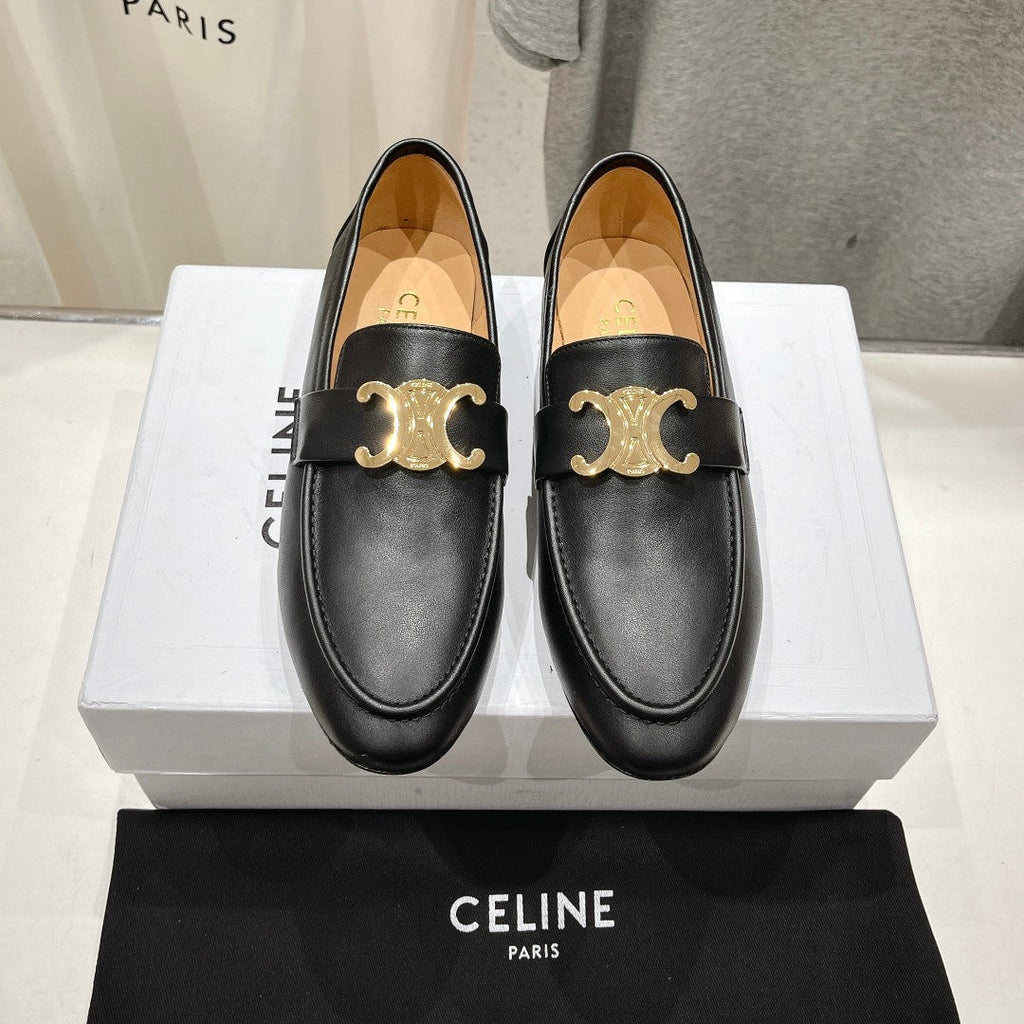 TRIOMPHE LOAFER IN BLACK SMOOTH CALFSKIN GOLD HARDWARE