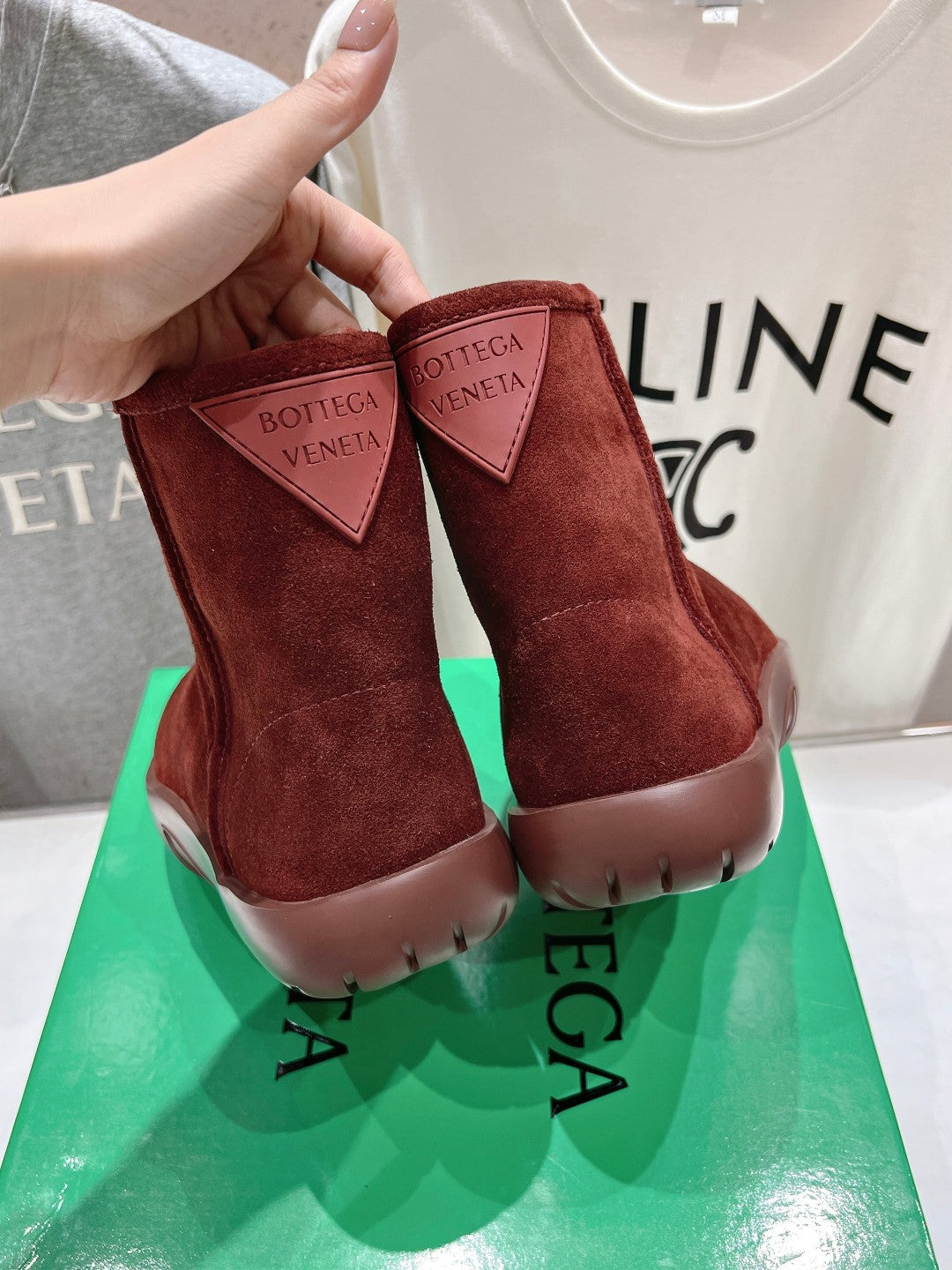 SNAP MINI ANKLE BOOTS IN JAM RED SUEDE AND SHEARLING LINING