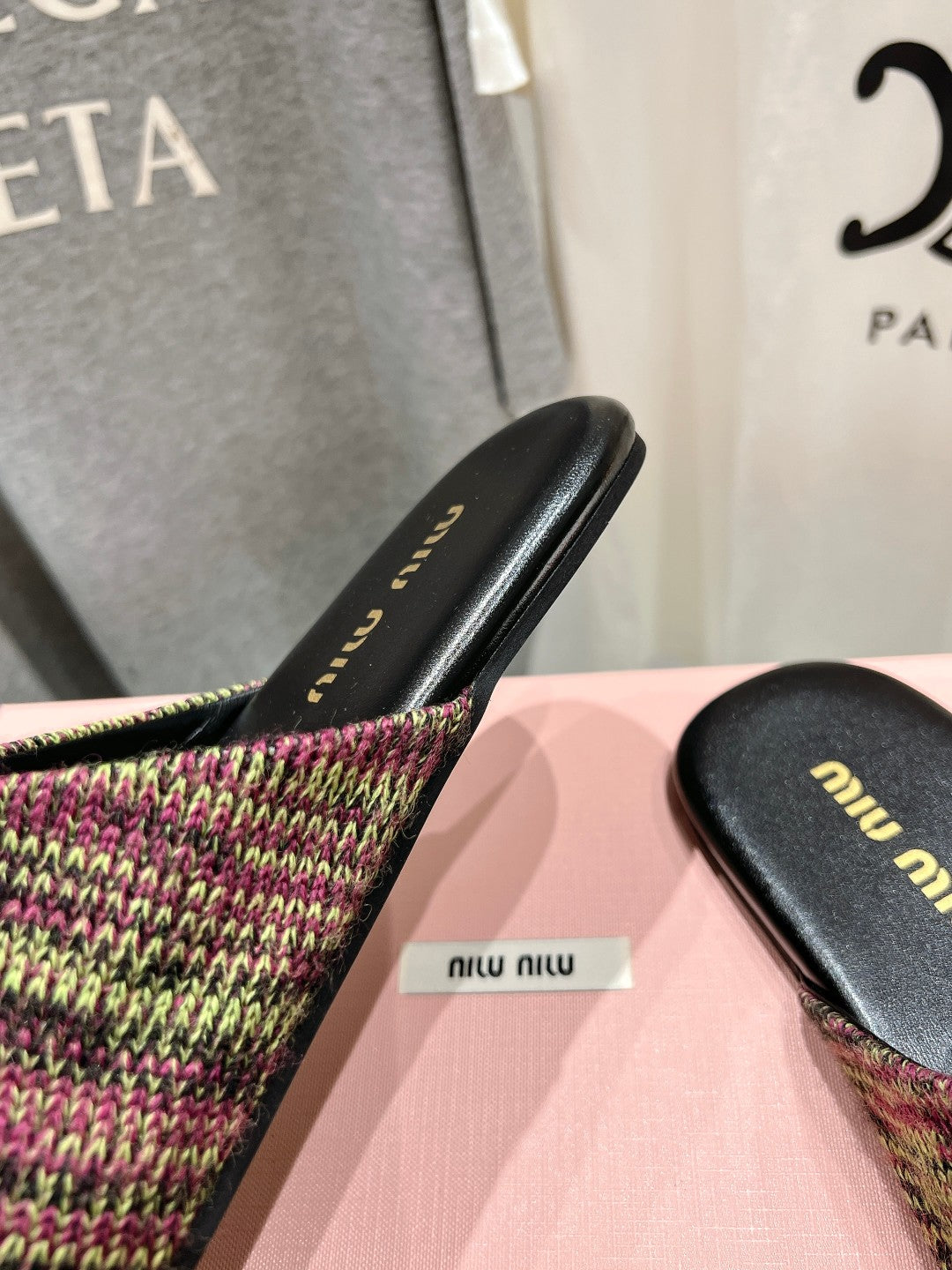 KNITTED MULES IN COLORFUL WOOL