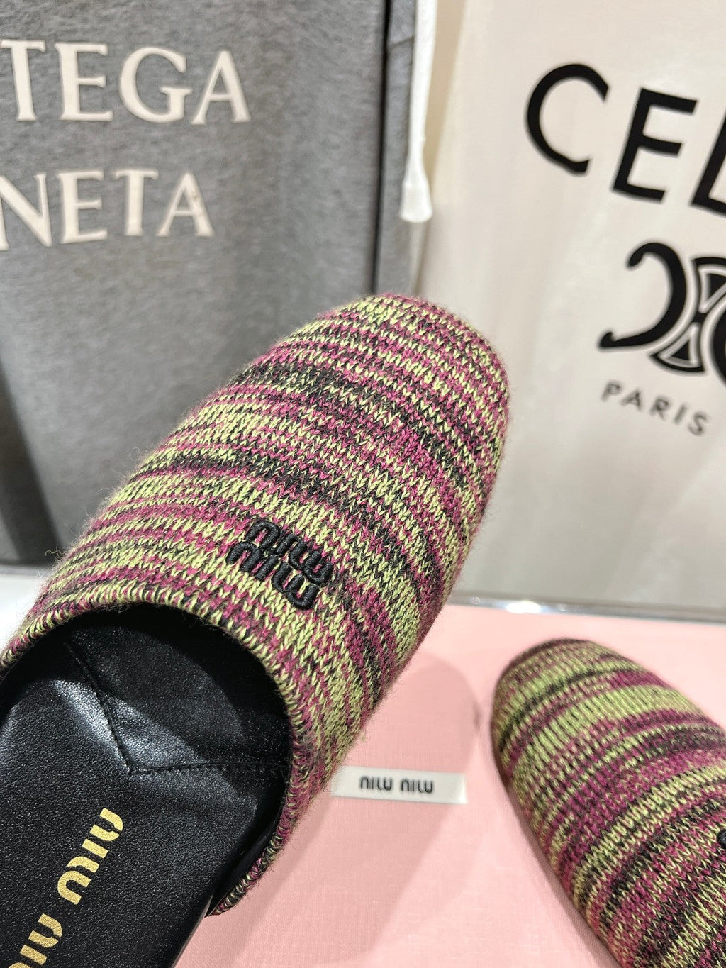 KNITTED MULES IN COLORFUL WOOL