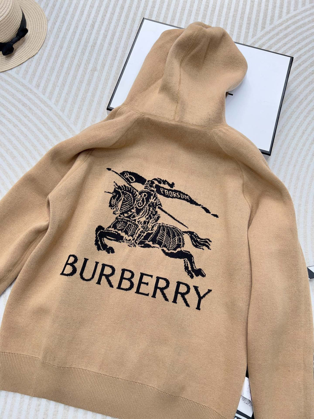 BURBERRY 25S CARDIGAN 214