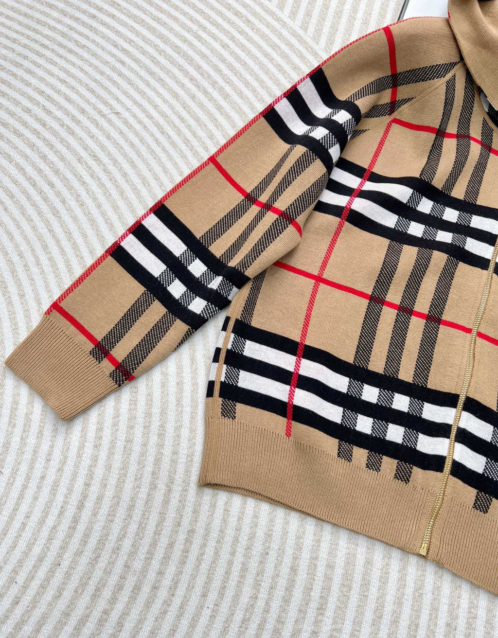 BURBERRY 25S CARDIGAN 214
