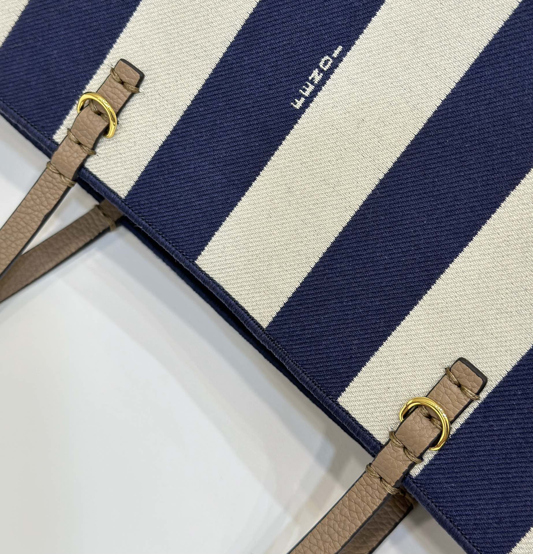 FENDI ROLL 22 TOTE BAG IN MIDNIGHT BLUE MIX WHITE CANVAS