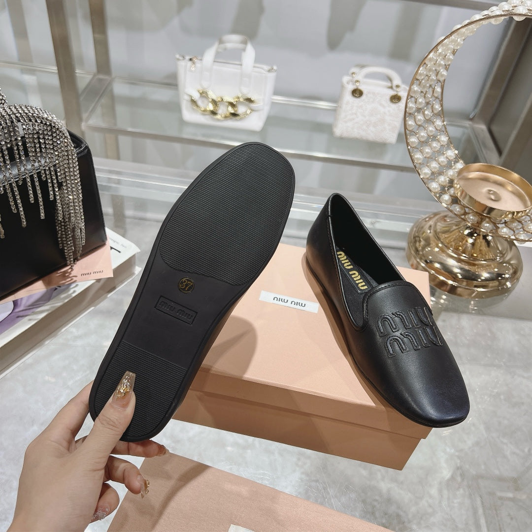 SLIP-ON SHOES BLACK COWHIDE