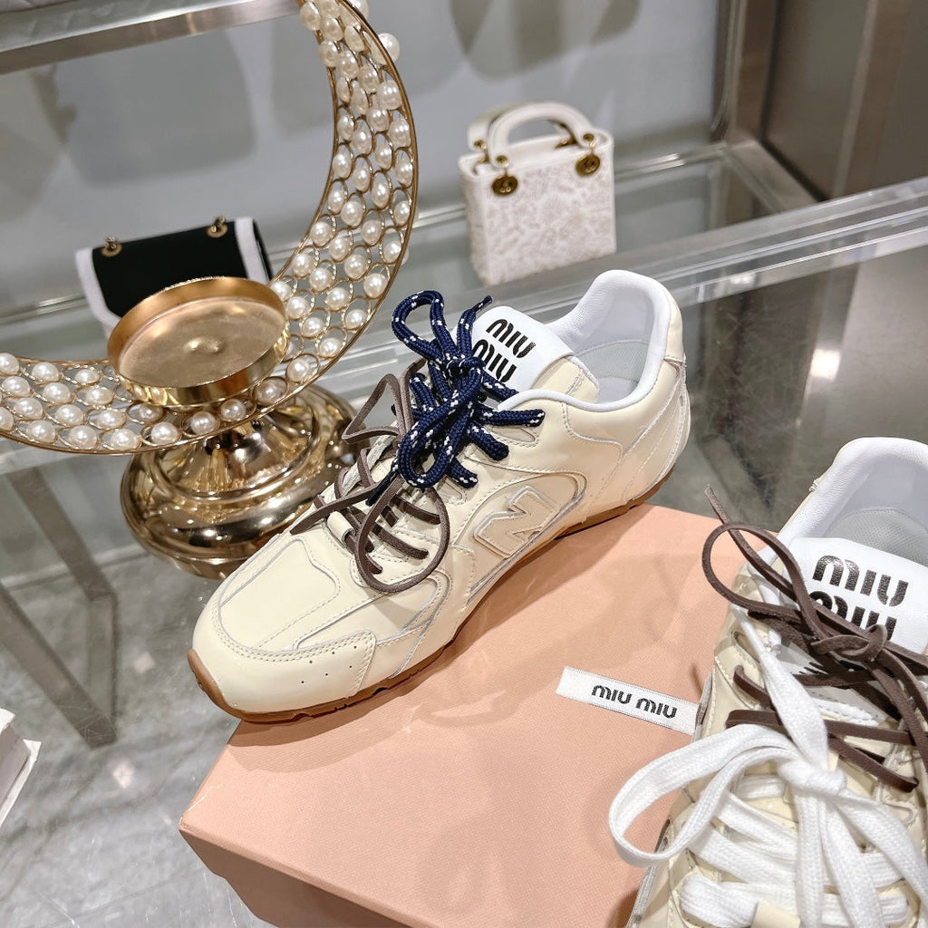 Light Cream Sneakers NB Cowhide