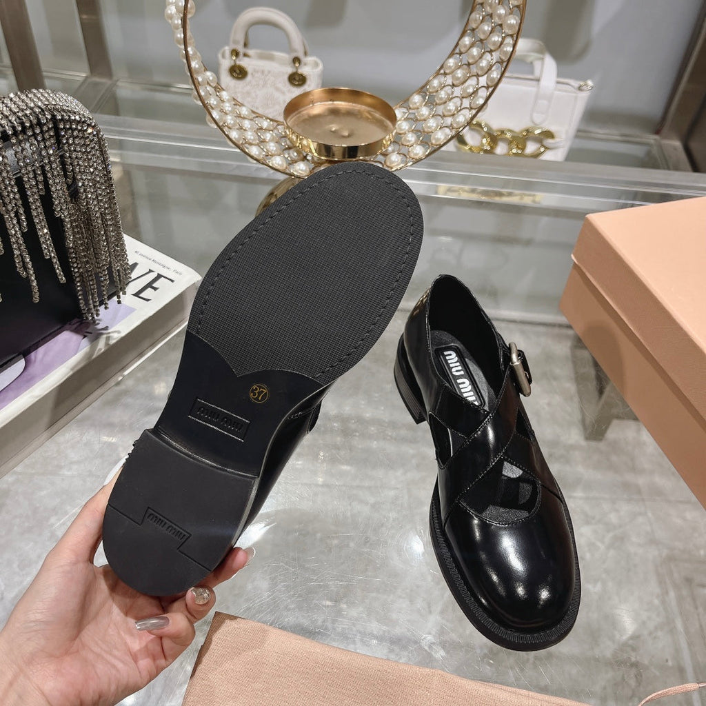 Sandal Black Cowhide With Cross-strap