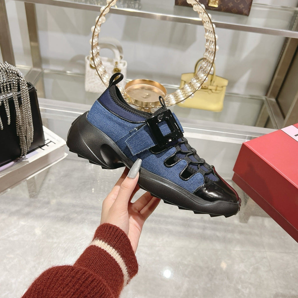 VIV' ON THE RUN TREKKY SNEAKERS IN BLACK CALFSKIN AND BLUE DENIM