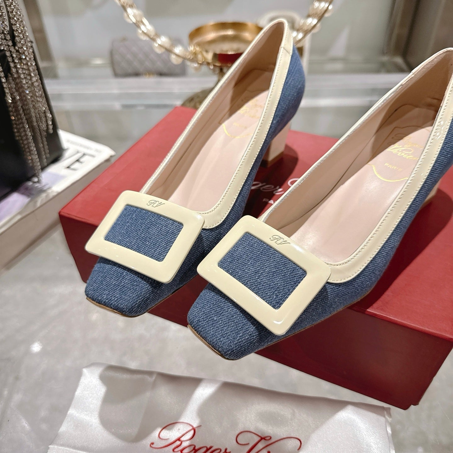 ROGER VIVIER 25S TROMPETTE BALLERINAS 45MM IN BLUE DENIM