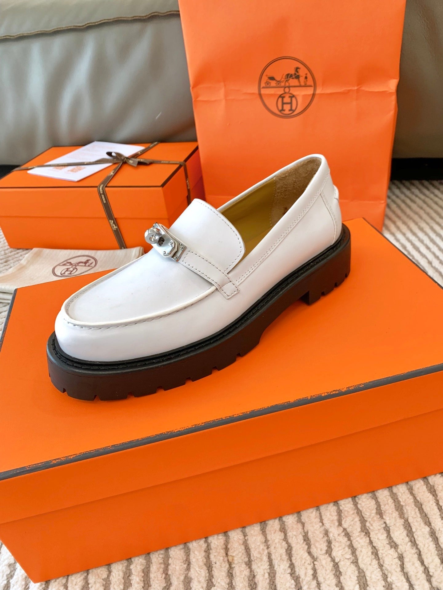 ICONE LOAFER IN WHITE CALFSKIN