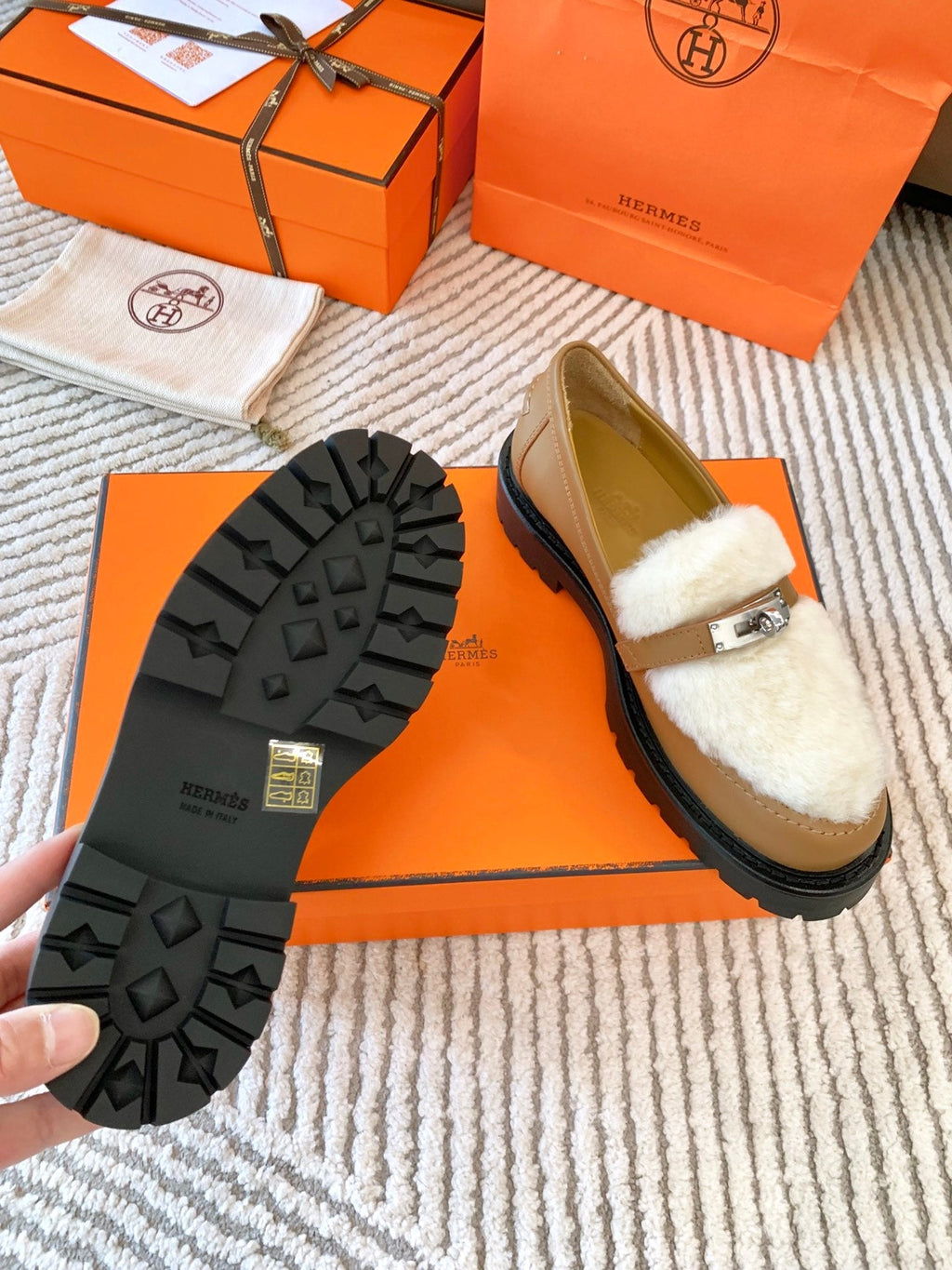 ICONE LOAFER IN PERU BROWN CALFSKIN WITH WHITE SHEARLING