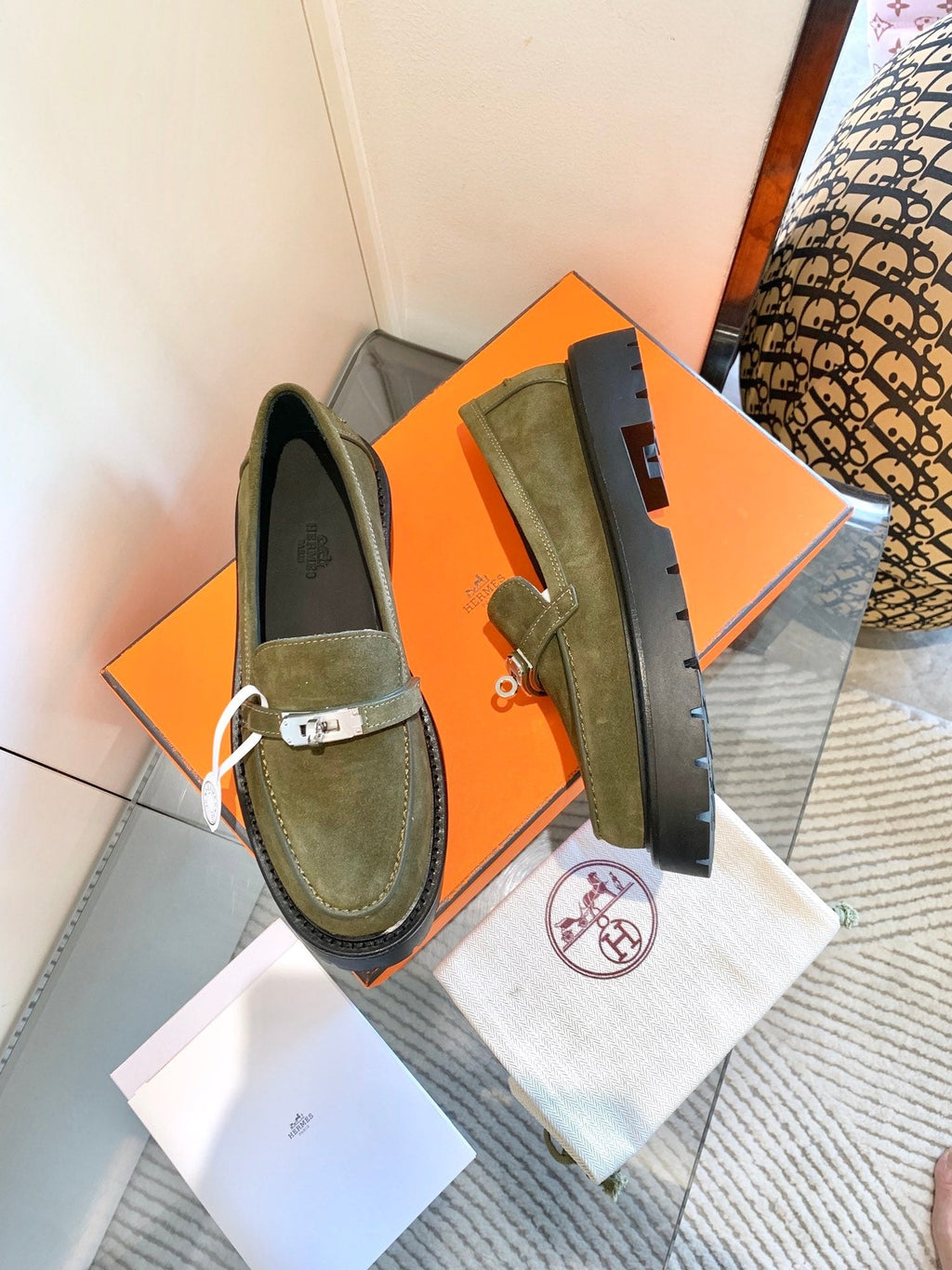ICONE LOAFER IN ARMY GREEN SUEDE