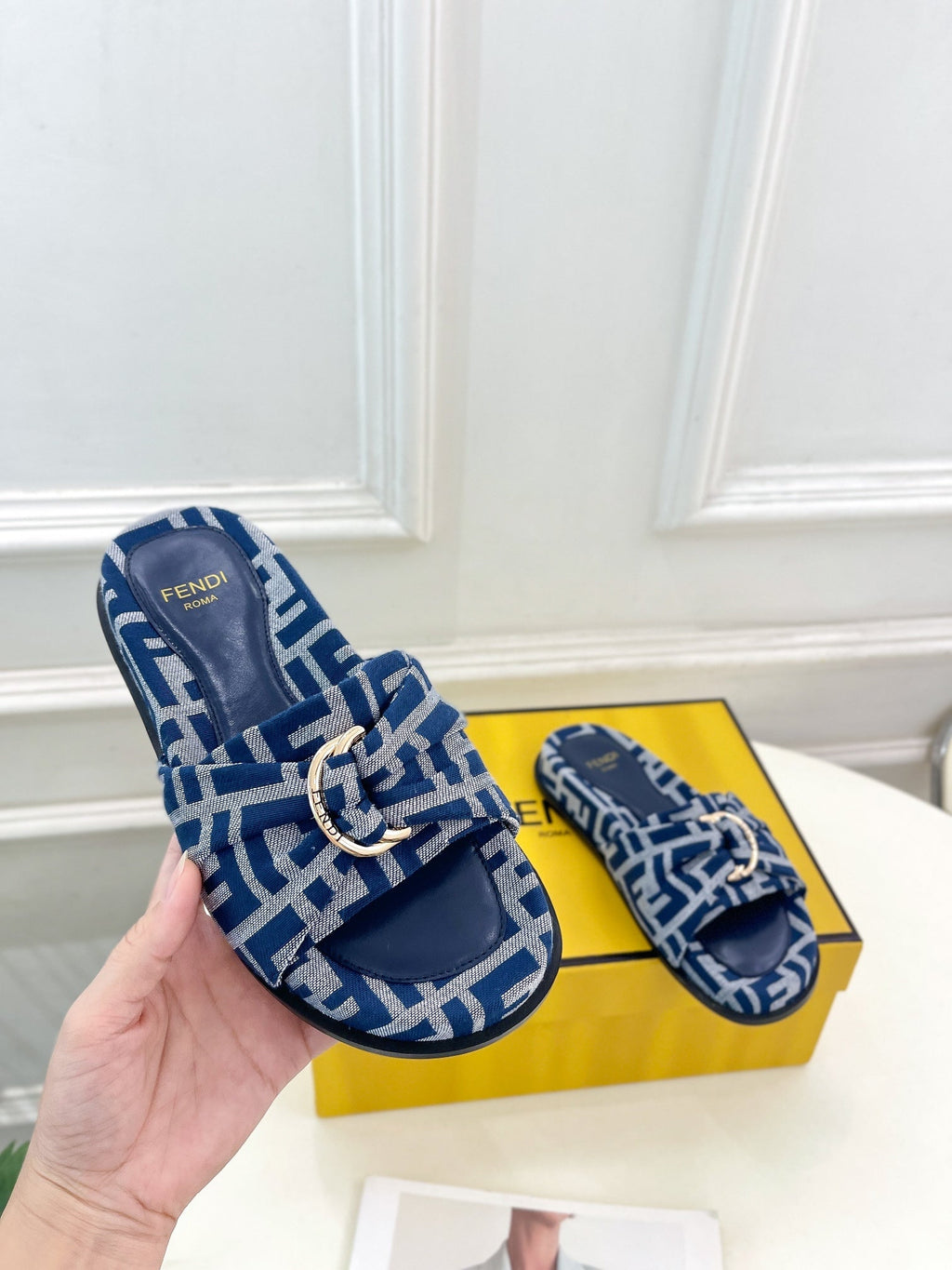 FENDI FLAT SLIPPER IN NAVY BLUE MONOGRAM JACQUARD FABRIC WITH GOLD HARDWARE