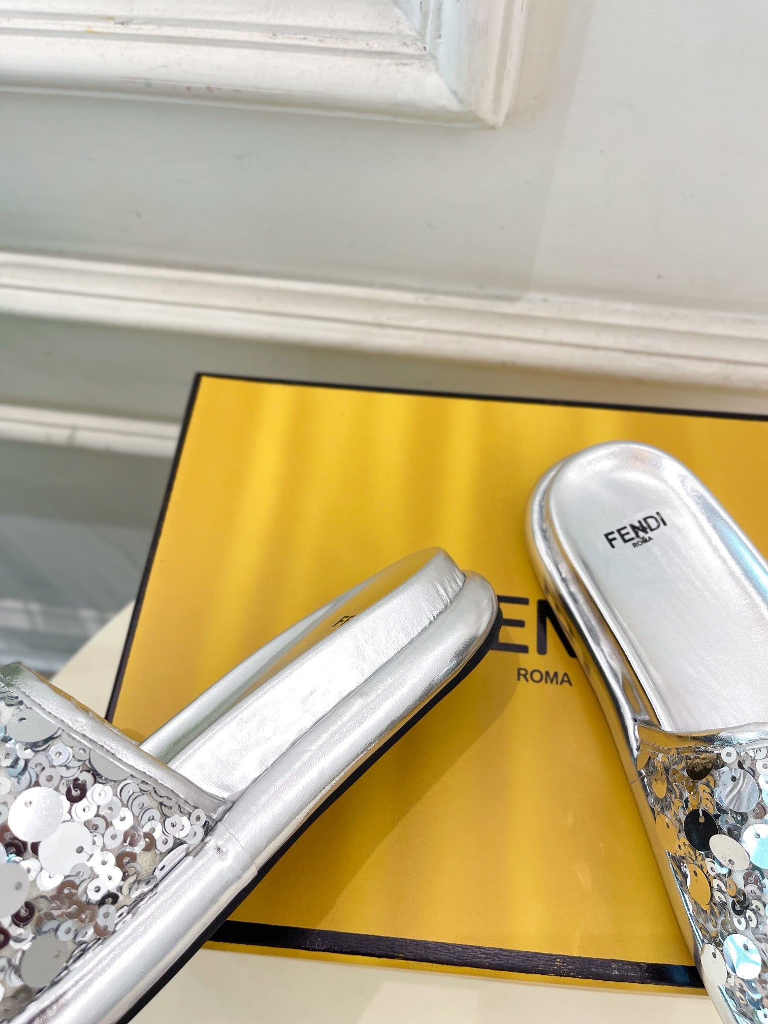 FENDI THICK SOLE 3 CM SEQUIN SLIPPER SILVER